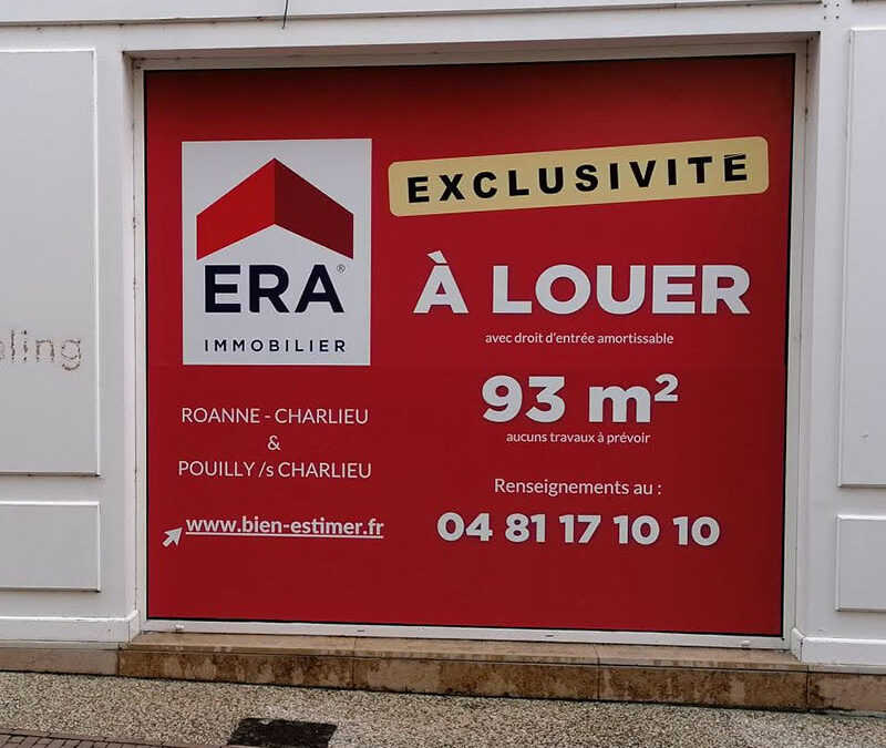 Vitrine publicitaire ERA IMMOBILIER