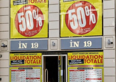 Vitrine liquidation totale avant fermeture