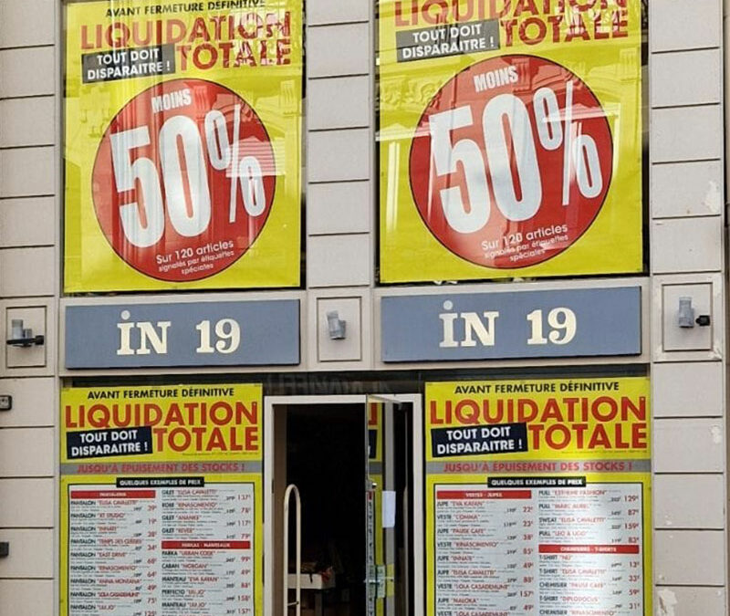 Vitrine liquidation totale avant fermeture